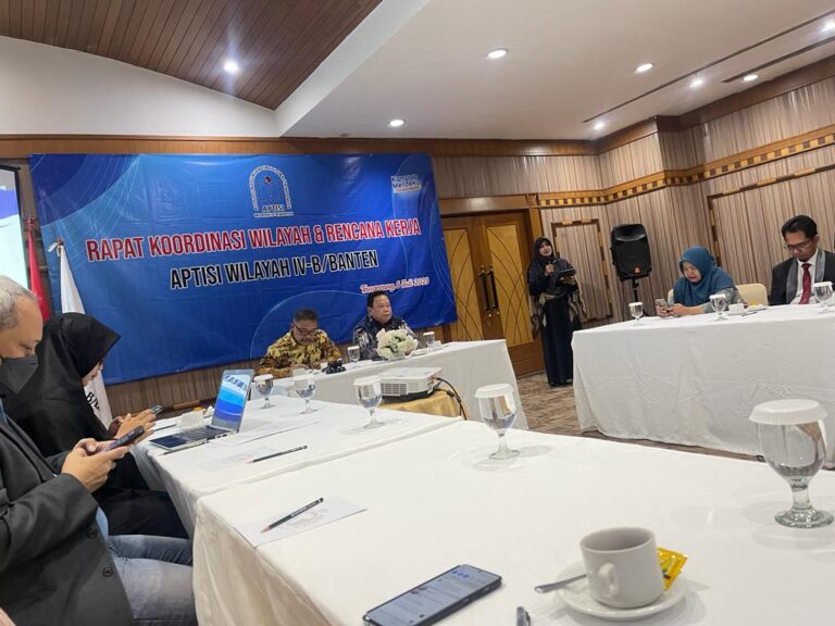 Aptisi Raker Rapat Koordinasi dan Rencana Kegiatan APTISI Wilayah IV-B/Banten ...